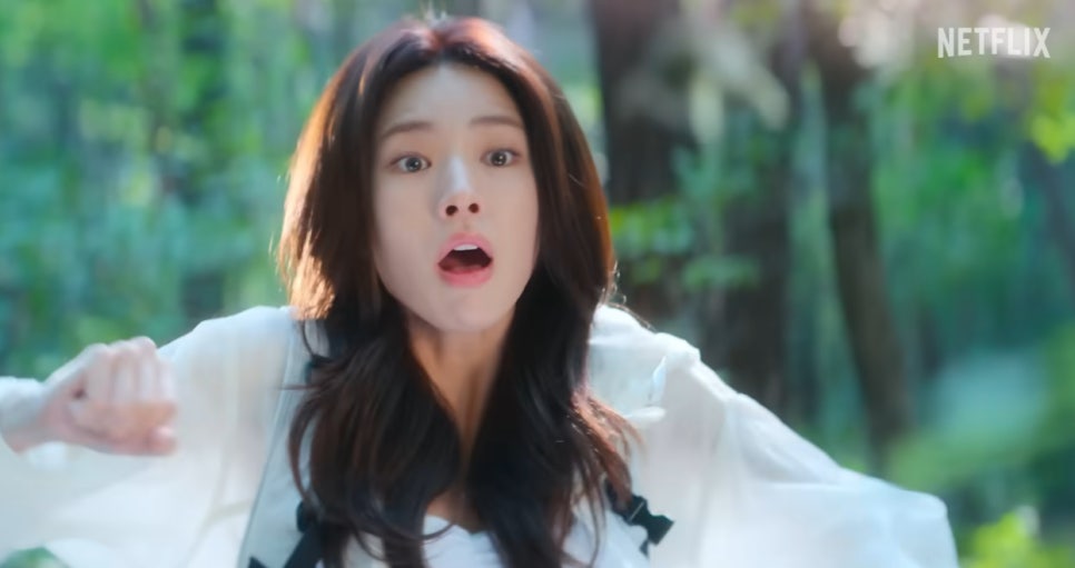 비주얼 미쳤다 정해인-하영 이런 엿같은 사랑 넷플릭스 로코 반응 폭발 무조건 터진다 지금 더 주목받는 이미지 1