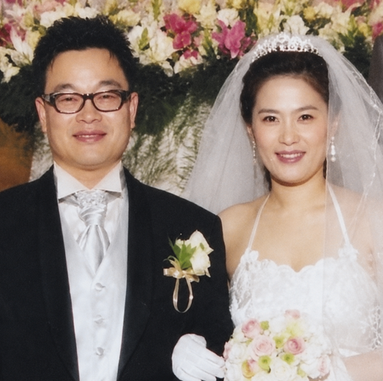 가난했던 신혼이 오히려 행복했다 재개발 이후 달라진 일상을 전한 56세 톱스타 여가수 최근 분위기가 확 이미지 1