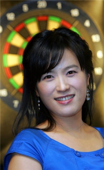가난했던 신혼이 오히려 행복했다 재개발 이후 달라진 일상을 전한 56세 톱스타 여가수 최근 분위기가 확 이미지 2