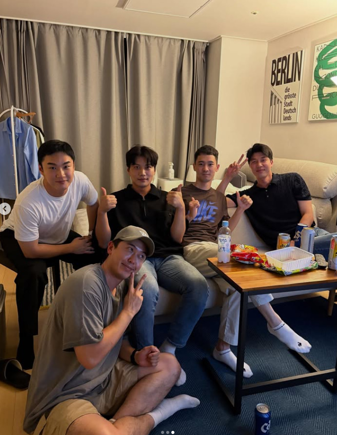 피부과 의사 나솔 27기 광수 오늘 결혼 미모의 신부 공개 하객 누구 왜 요즘 더 눈길이 가는 걸까 이미지 5
