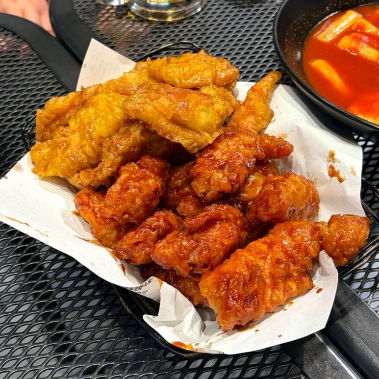 교촌치킨 선부1호점 사진 6