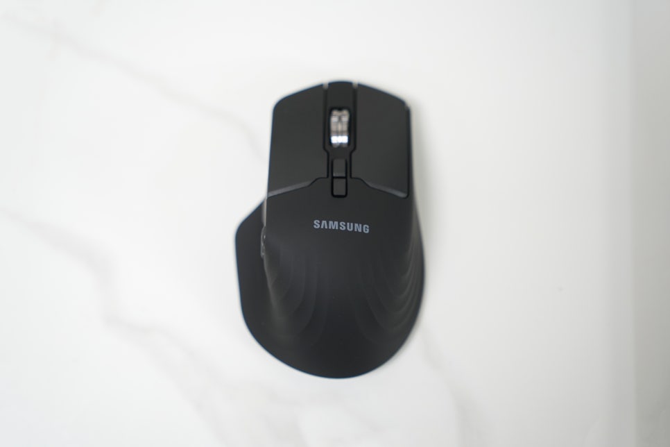 삼성마우스 SM-R2200QB 추천, 노트북 작업용 저소음 인체공학 세미 버티컬 업무용무선마우스 후기 이미지 3