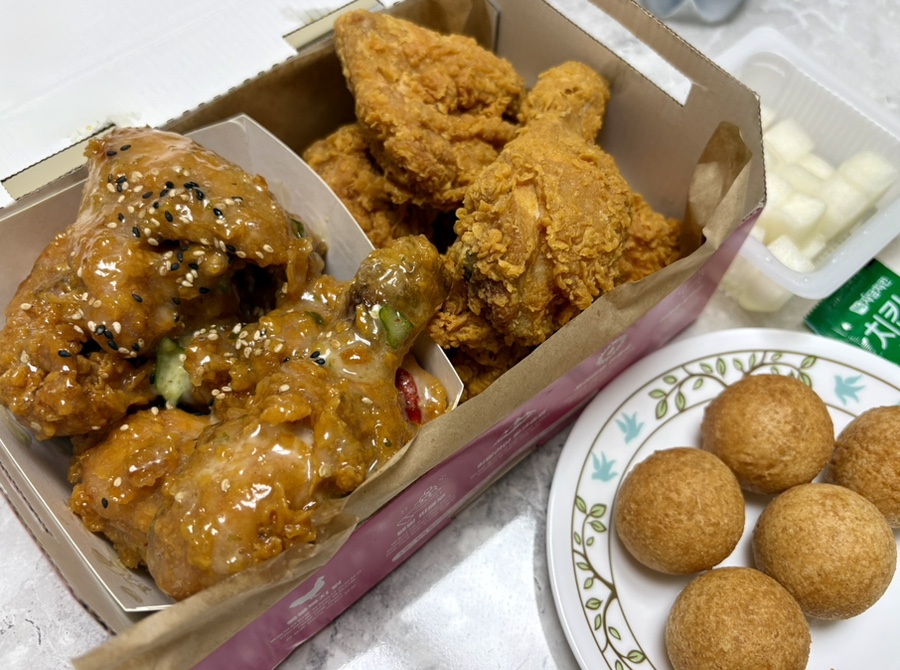 자담치킨 수원신동점 사진 4