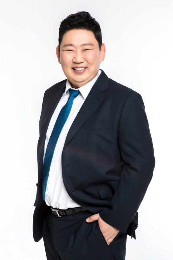 3억 빚이 있다고 말한 뒤 부모님의 오해로 힘든 시간을 보낸 58세 톱스타 이 한마디가 불씨가 됐다 이미지 1