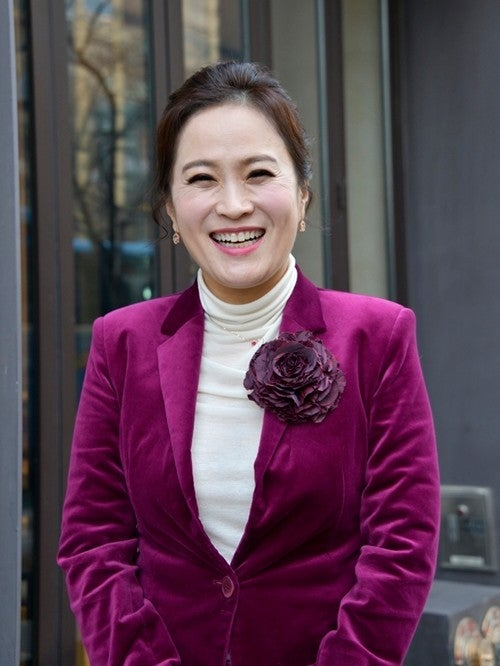 시어머니는 벼락부자가 됐지만 56세 톱스타 여가수가 가장 행복했던 건 가난했던 신혼 요즘 들어 반응이 이미지 3