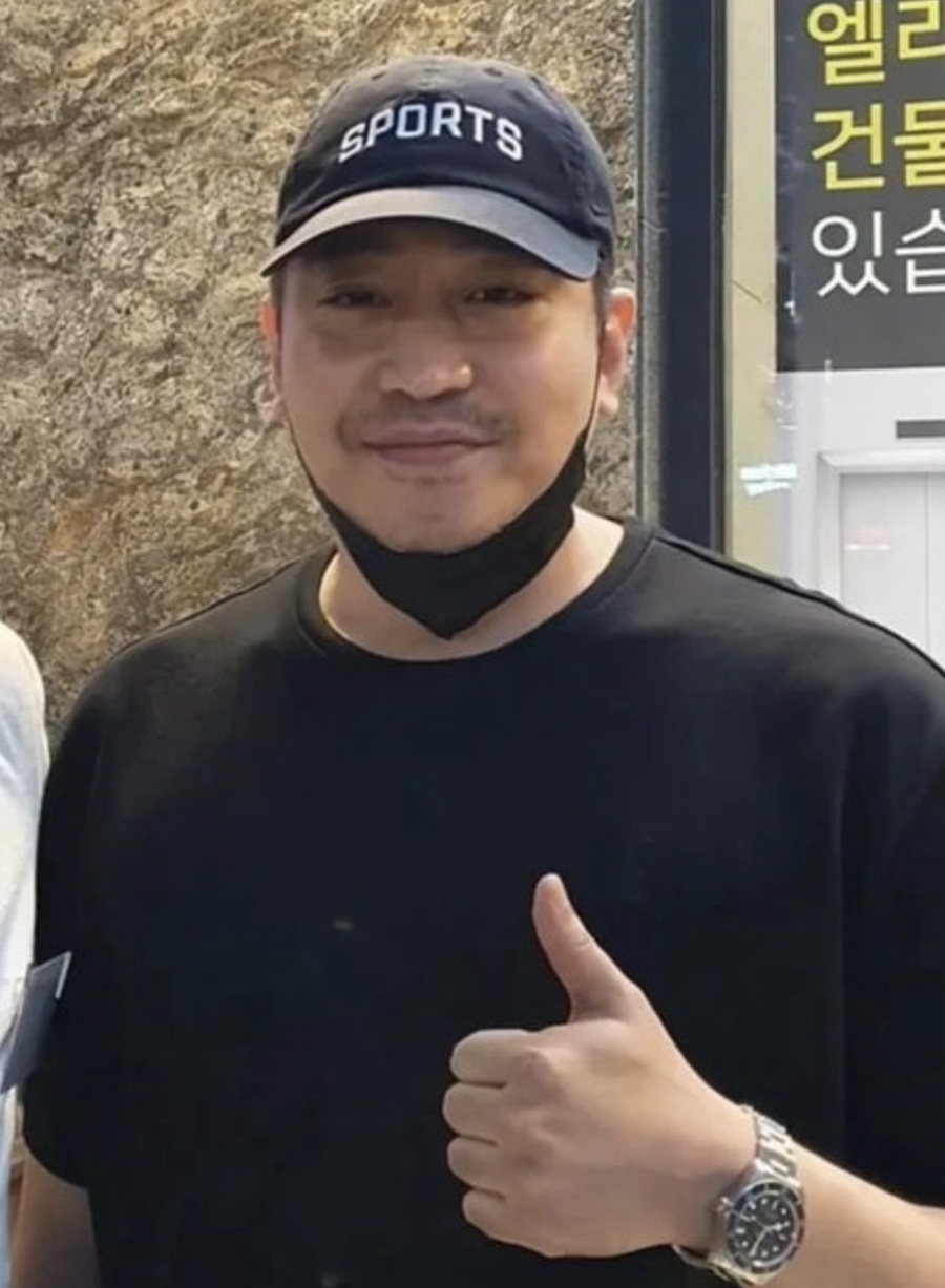 무명 배우였는데.. 잡지 보고 톱스타가 반해 결혼 후 유명해진 여배우 데일리 가방 다시 엮이면서 화제가 이미지 1