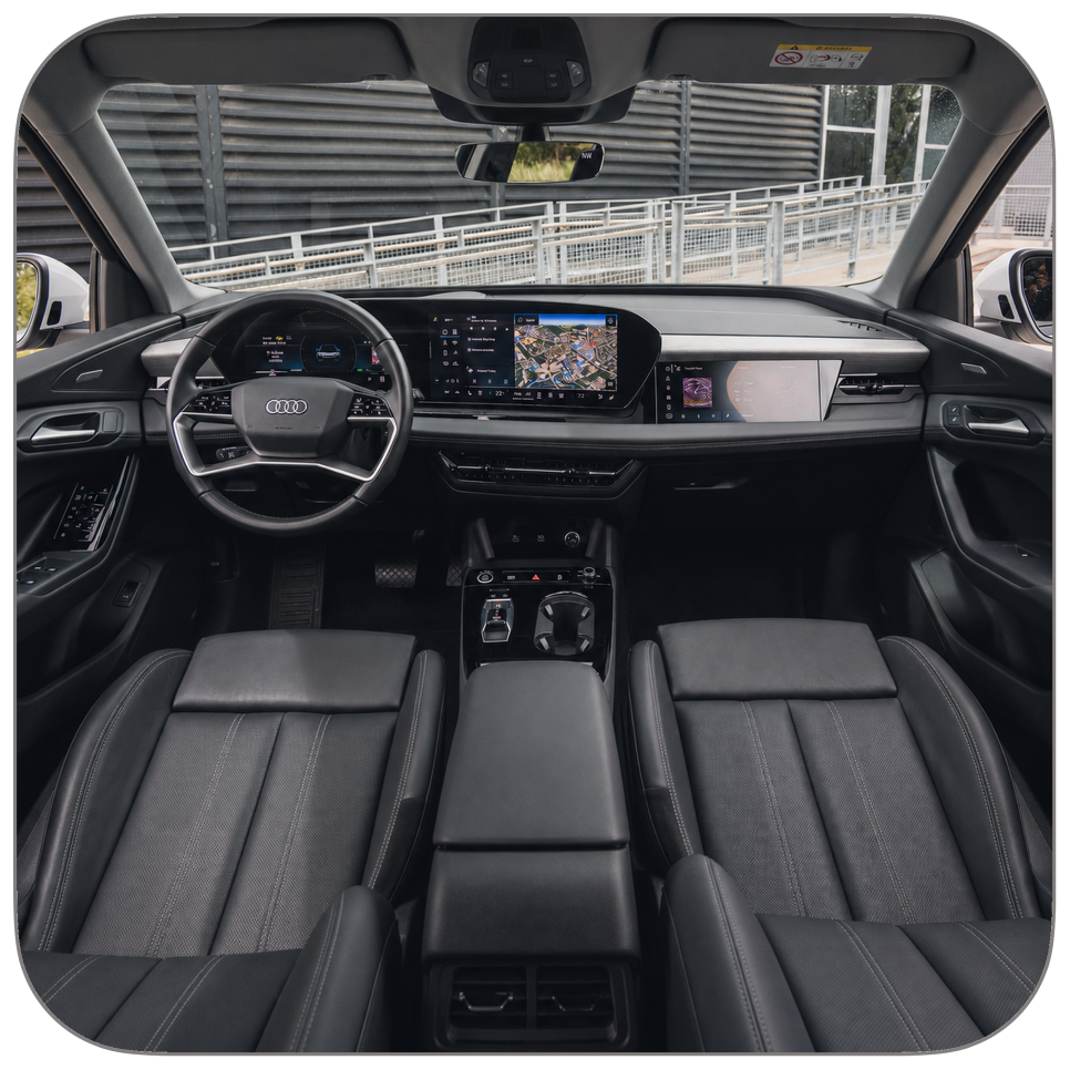아우디 Q6 e-tron, 800V 충전과 실내를 함께 볼 전기 SUV