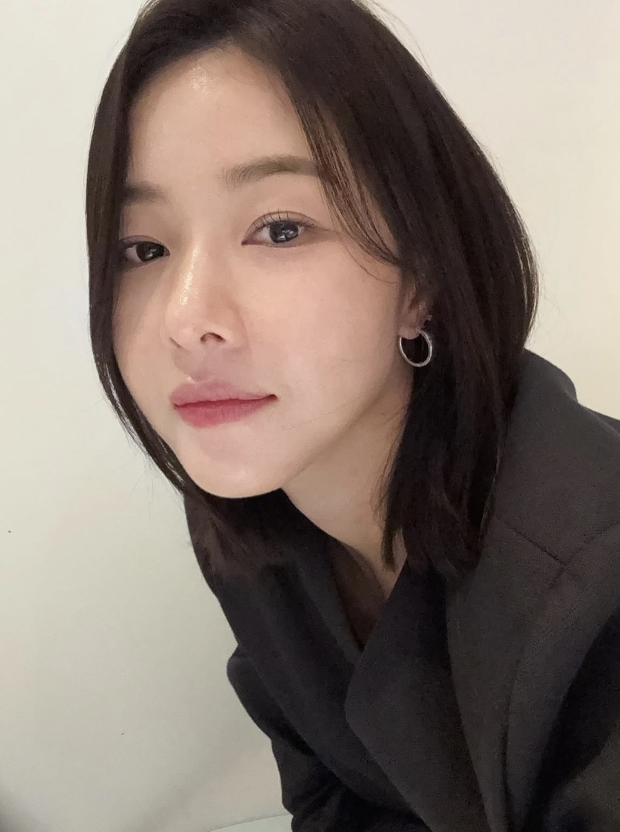 계좌 보내주세요 15억 사기당한 동료 빚 쿨하게 갚아준 연예인 원피스 패션 지금 다시 보는 사람들이 많 이미지 1