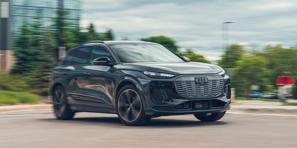 아우디 Q6 e-tron, 800V 충전과 실내를 함께 볼 전기 SUV 이미지 5