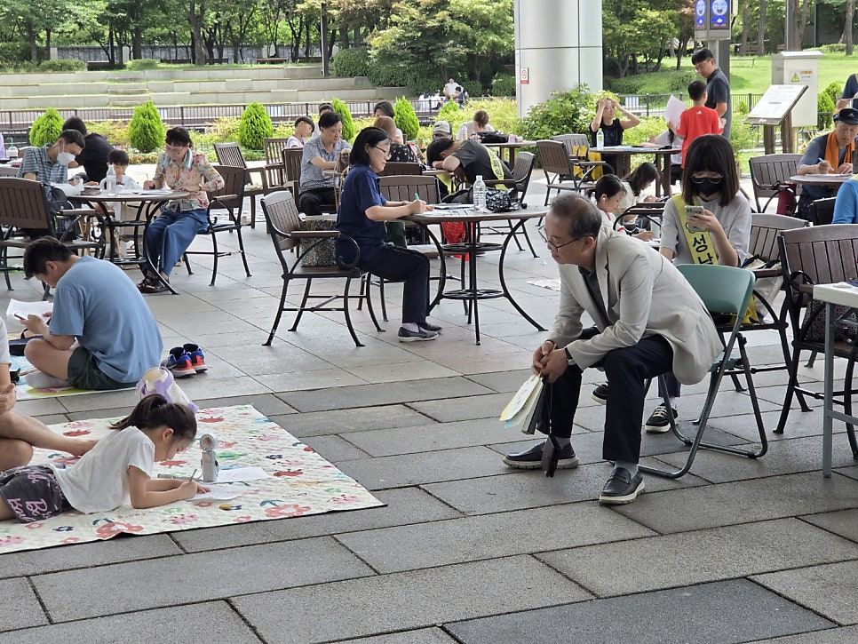 성남 원데이 글짓기 대회, 가족애와 지역 역사 담은 추억 만들기 — 사진 5