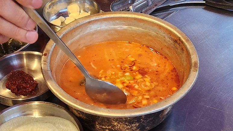 육현 사진 7