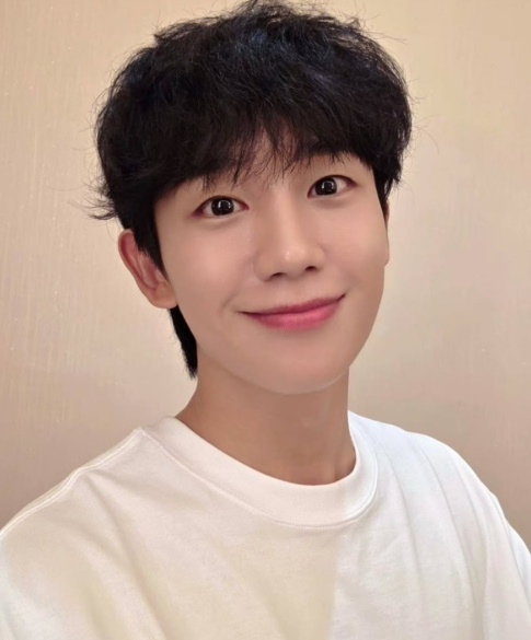 배신은 없었다 김수현 1년 4개월 만 복귀에 정해인이 보여준 한결같은 의리 은현장 예전과 완전히 달라졌다 이미지 4