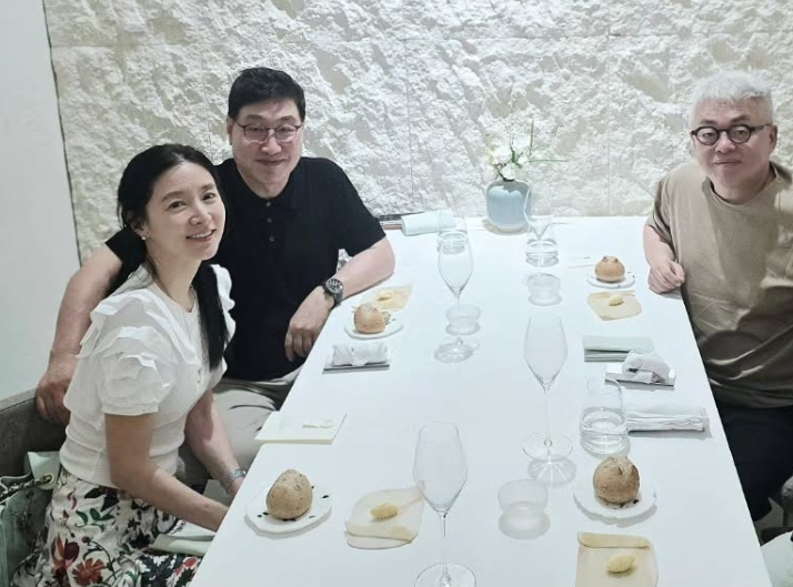 이영애와 남편 정호영의 시간은 거꾸로 가나 과거 관계까지 다시 주목받는다 이미지 1