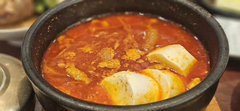 푸드엠파이어 이대서울병원점 사진 2