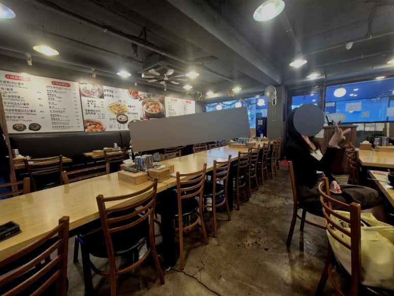 신의주전통찹쌀순대 신촌점 사진 5