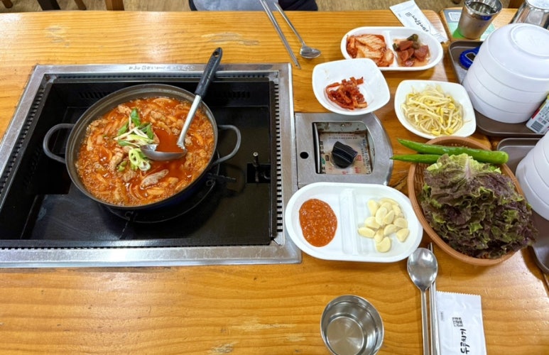 통돼지두루치기한돈돈돈 구로점 사진 7