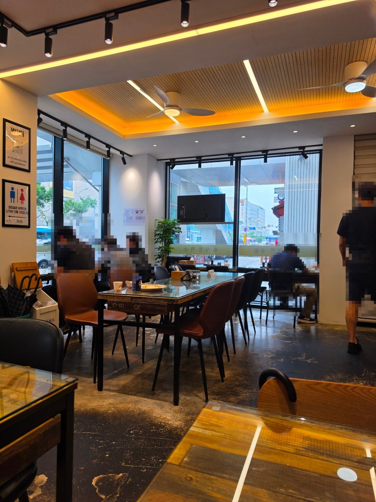포크포크 수원역점 사진 8
