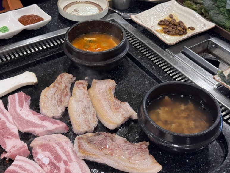 삼부자돌판골 안산본점 사진 6
