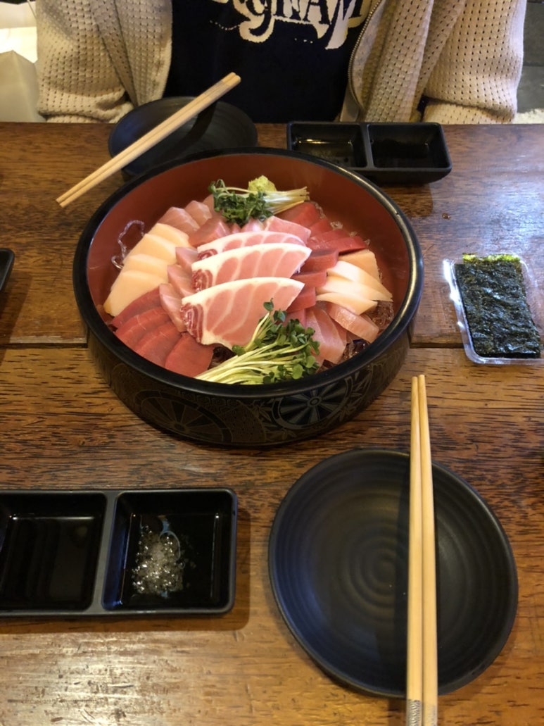 싱싱참치 사진 2