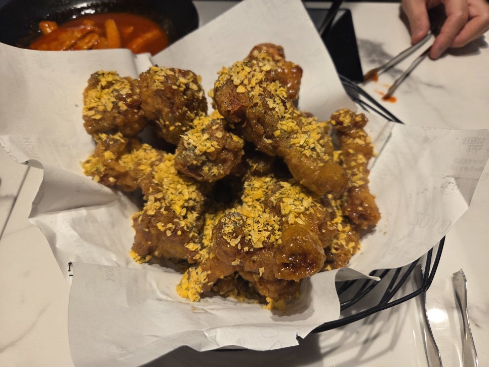 교촌치킨 연신내점 사진 7