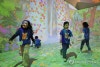 박물관 주변 야외 산책로와 거울못 풍경