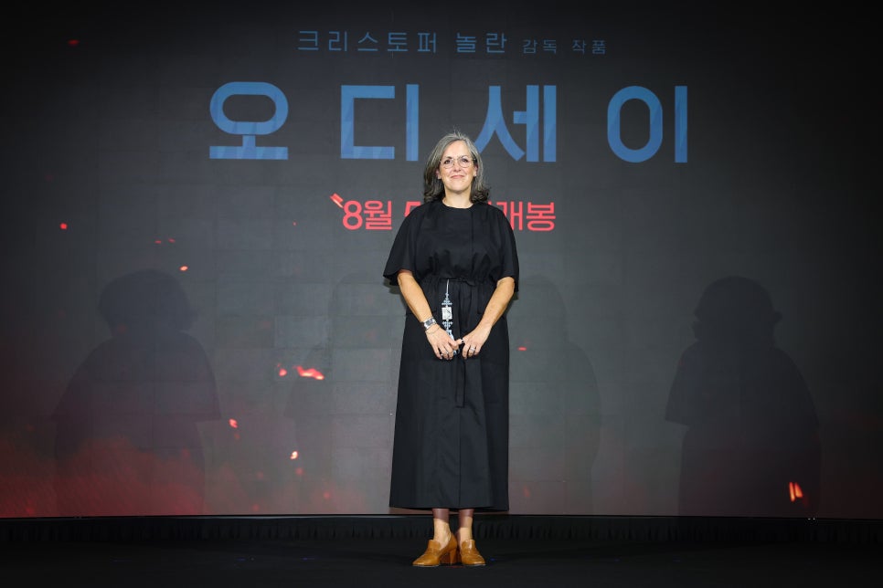 오디세이 놀란 감독이 샤를리즈 테론은 퍼펙트 한마디로 상황이 바뀌었다 이미지 3