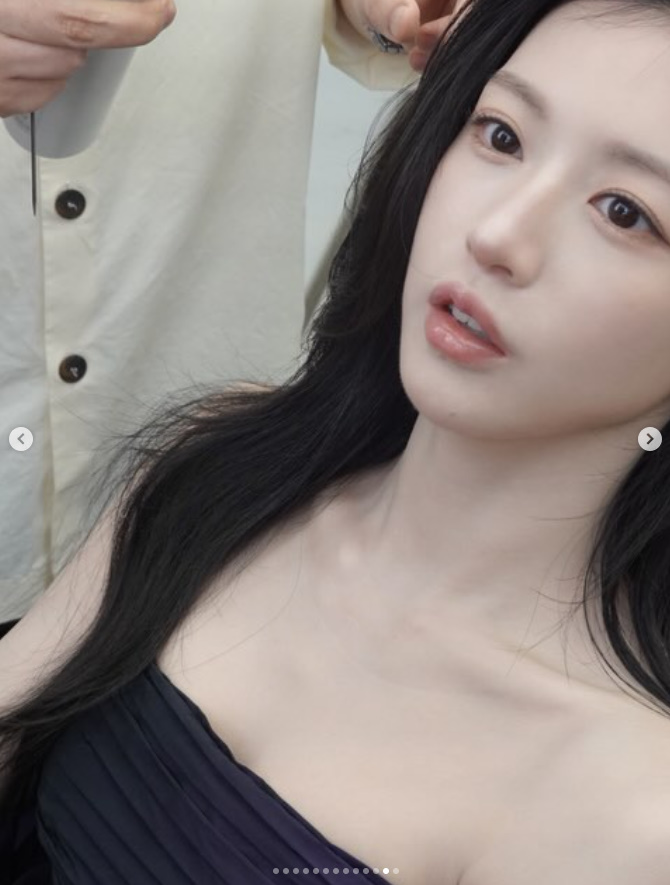 청룡 2관왕 고윤정 인스타 우아함 뒤 성난 등근육부터 김선호와 달달한 투샷까지 화제 다시 엮이면서 화제 이미지 2