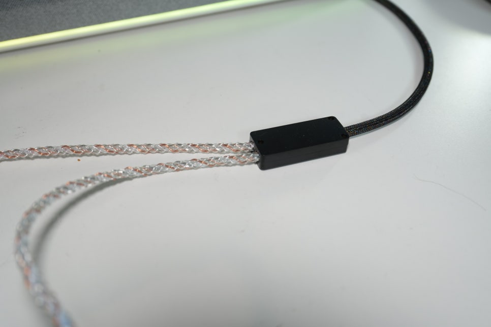 RGB 듀얼 USB-C 케이블 추천, 에포메이커 8K RGB 케이블로 키보드·마우스 연결