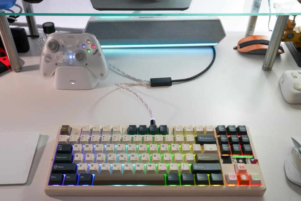 RGB 듀얼 USB-C 케이블 추천, 에포메이커 8K RGB 케이블로 키보드·마우스 연결