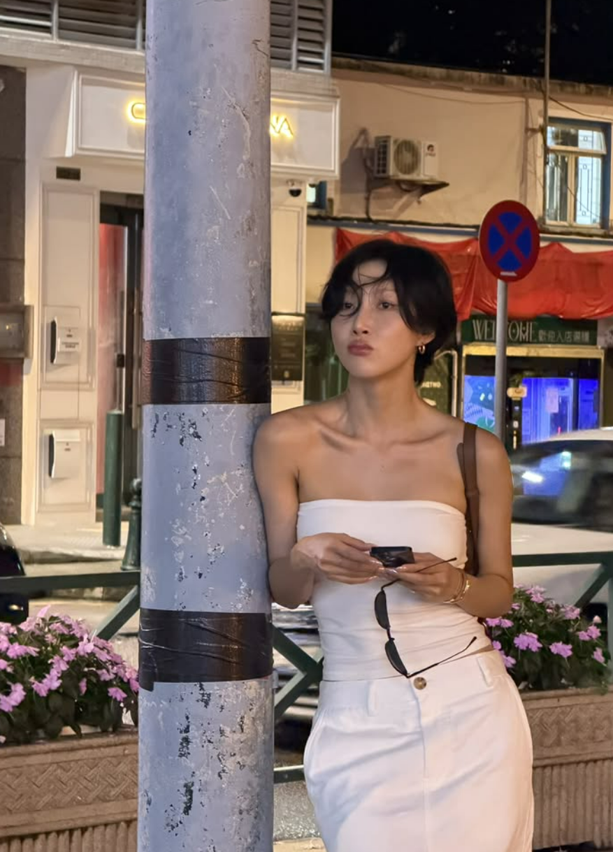 짝사랑만 하던 화사가 연애하자 눈물 흘린 마마무 멤버 요즘 들어 반응이 커지고 있다 이미지 1