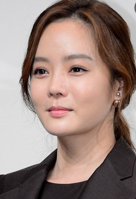 3년을 함께 살았는데 혼인신고도 안 했다 14살 연하 톱 여배우와 결국 남이 된 연예인 다시 엮이면서 이미지 1