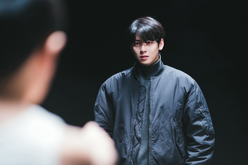 폭군의 셰프 감독에겐 200억 탈세보다 사진 하나 잘못 올린 것이 더 나빴나 영상 하나로 반응 쏟아졌다 이미지 6