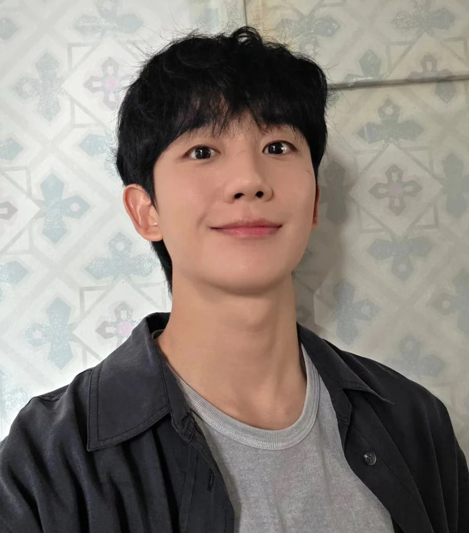 4대째 의사 집안 하영 증조부 친일 논란에 정해인 정약용 6대손 의사 부모 엄친아 소환 예상보다 파장이 이미지 6