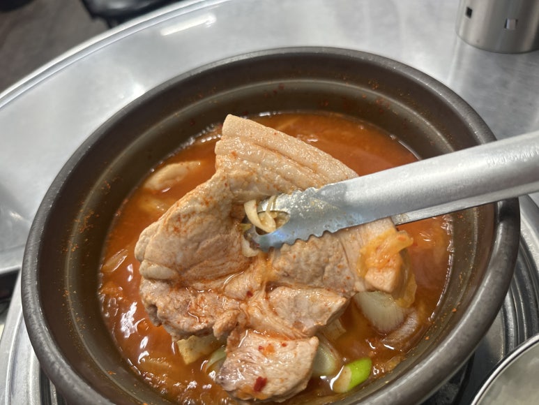 백채김치찌개 광교중앙역점 사진 8