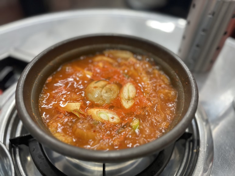 백채김치찌개 광교중앙역점 사진 4