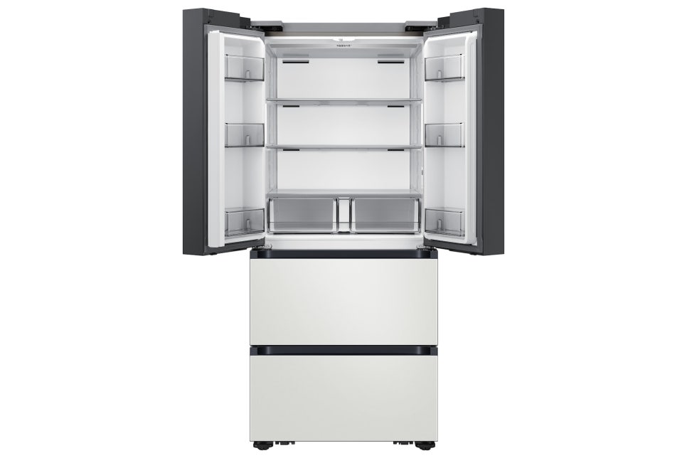 1등급 김치냉장고 삼성 비스포크 RK70F49M1A 및 RK70F49M1ZG 색상 차이