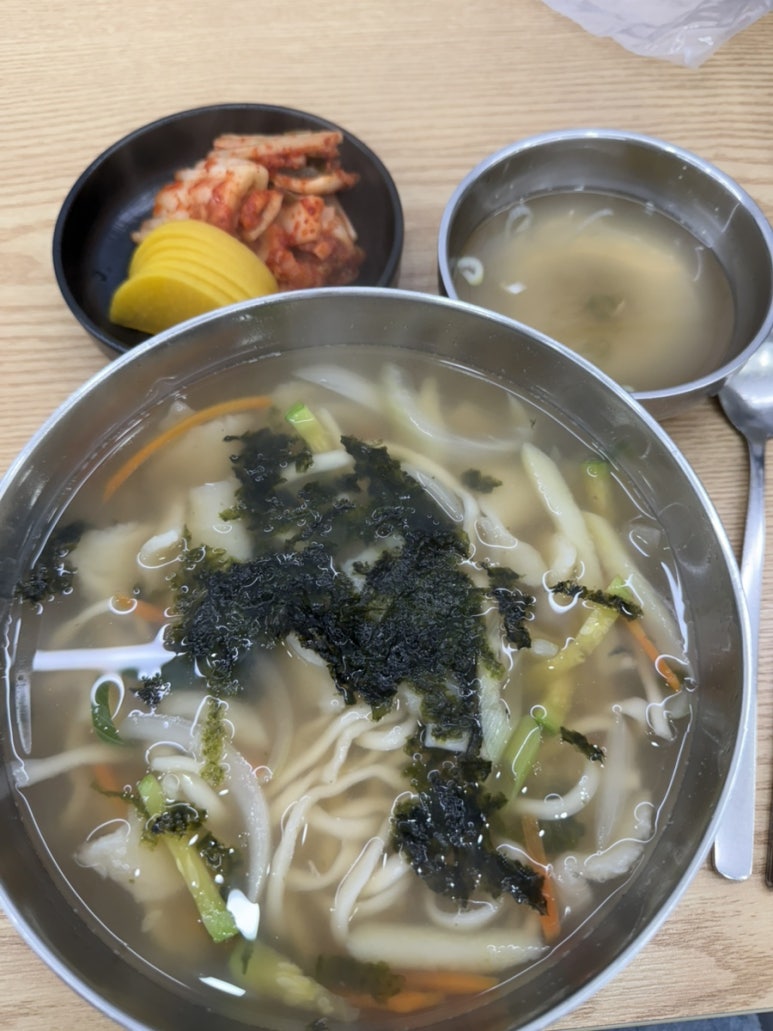 큰집멸치국수 야탑점 사진 3