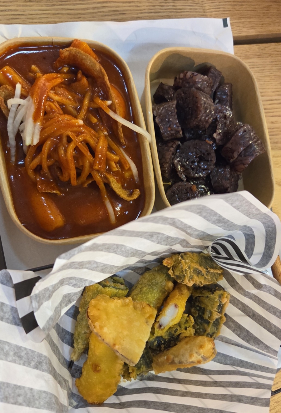 떡볶이시대 롯데백화점수원점 사진 2