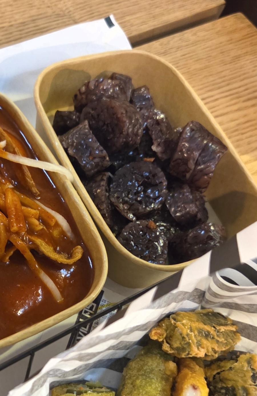 떡볶이시대 롯데백화점수원점 사진 3