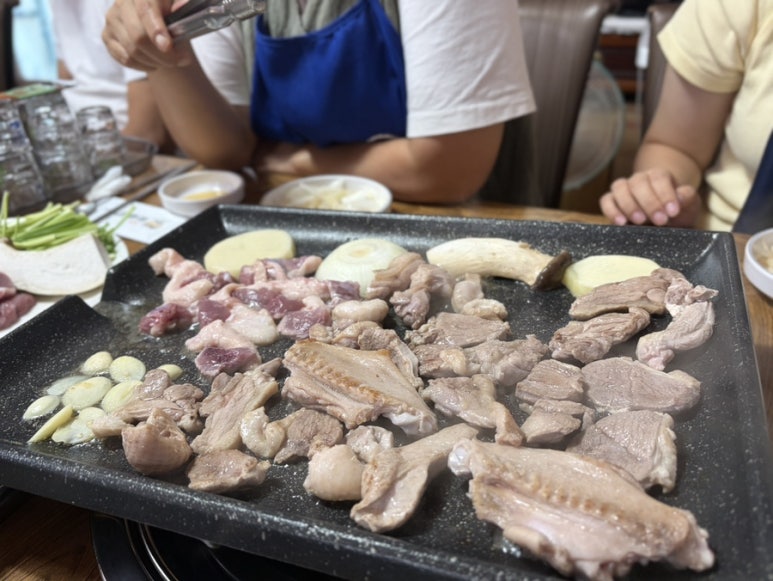 수산동백가든 대표 사진