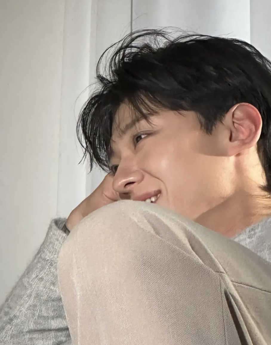 너무 잘생겨서 문제 40대 여자문제 예언 들은 덱스 논란이 다시 살아나는 중이다 이미지 6
