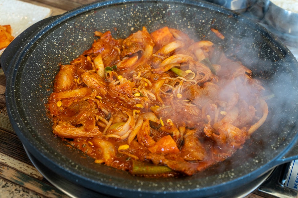 검은여흑돼지 사진 7