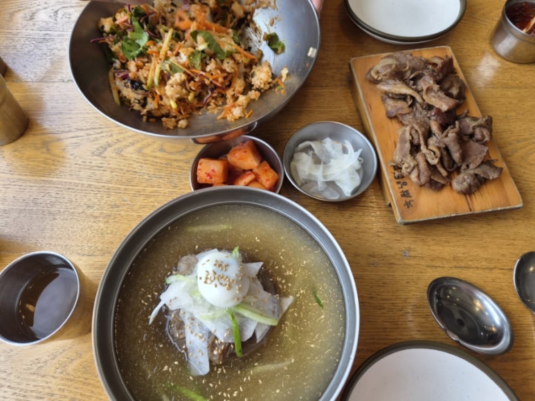 육쌈냉면 광명사거리점 사진 5