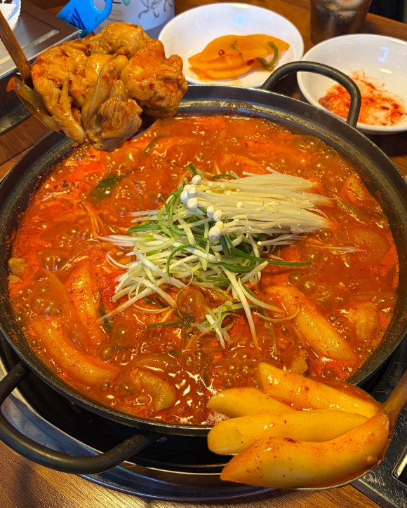 도리연닭도리탕신사점 후기 사진