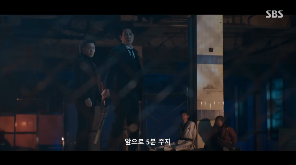 복수를 끝낸 아버지는 끝내 딸과 함께 살아남는 길을 선택했다 : 〈김부장〉 최종회(10화) 리뷰, 주강찬의 몰락과 백호인력소 ...