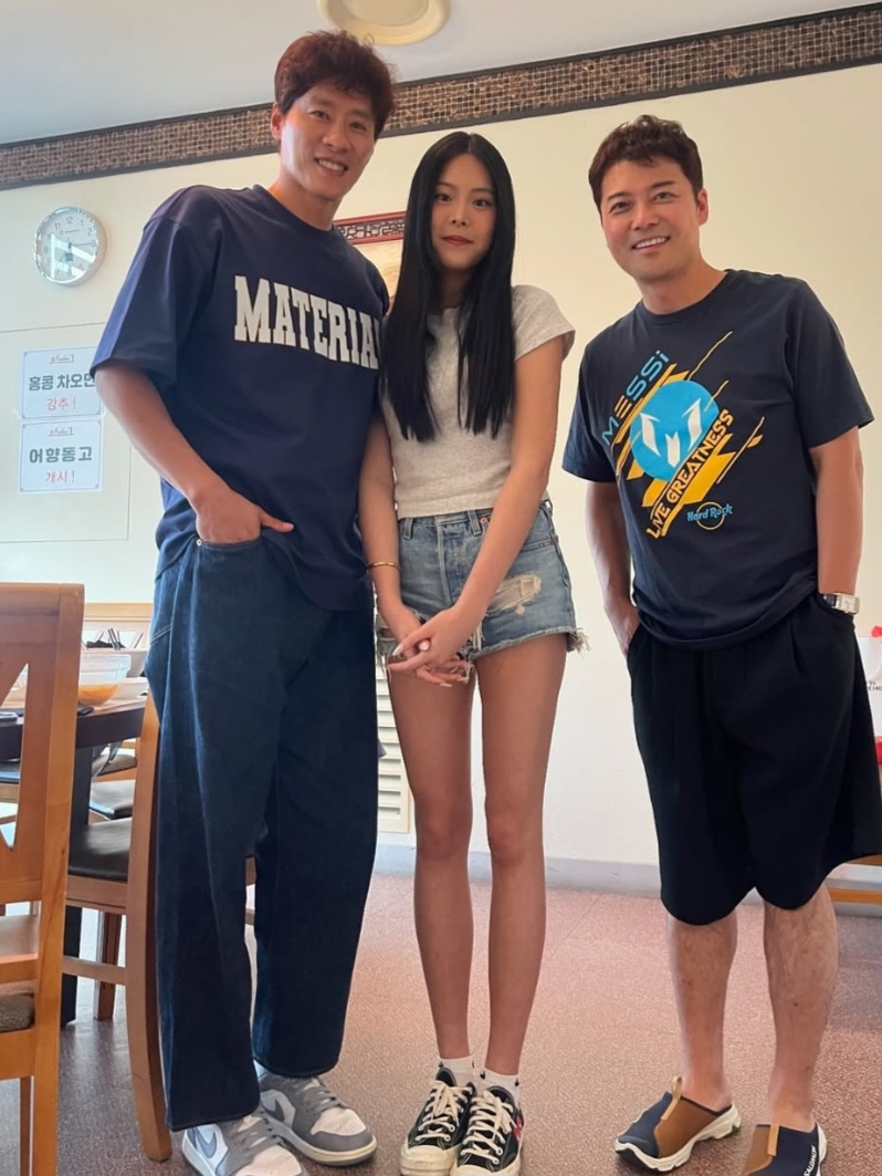 이렇게 컸다고 갑자기 시선이 쏠린 이유 뭐지 이미지 3