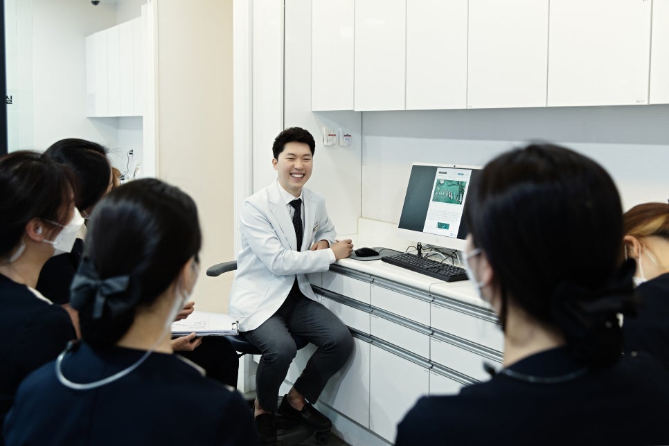 마산동치과 임플란트, 상담부터 씌우기까지 여섯 단계로 확인합니다