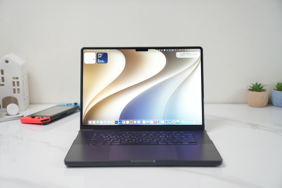 디테크 중고노트북 추천, 맥북프로 M4 Max 고성능 작업용으로 살펴볼 부분