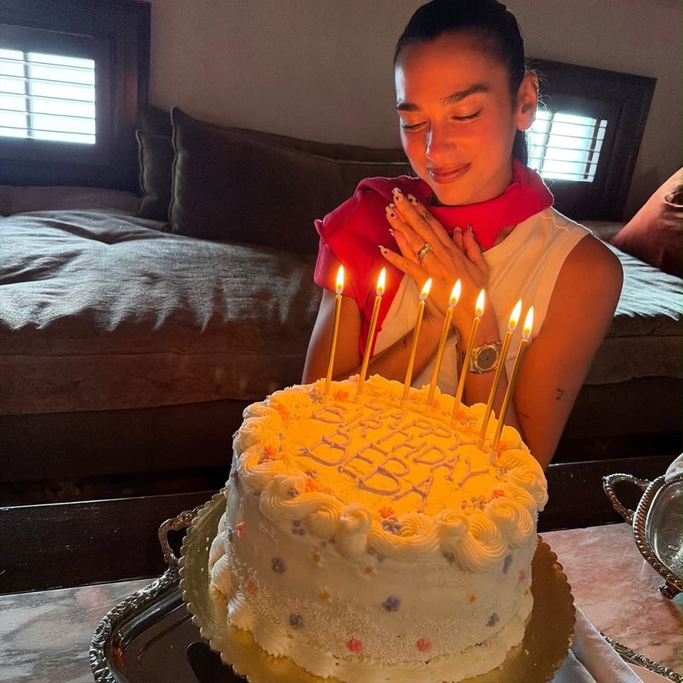 남편 칼럼 터너와 행복한 생일을 보낸 두아 리파 최근 분위기가 확 바뀌었다 이미지 4