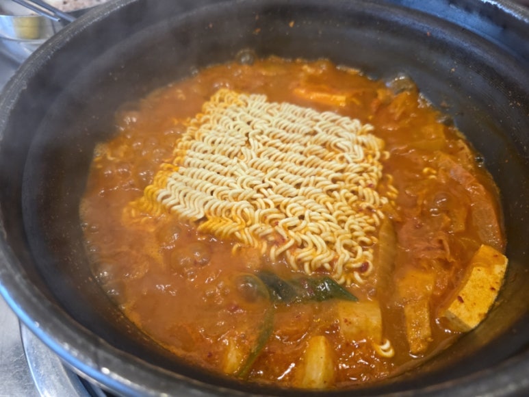백채김치찌개 자곡점 사진 5